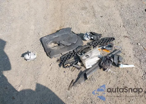 2016 Kia Sorento 2.4L Lx z USA, uszkodzony, nr VIN 5XYPGDA38GG041748